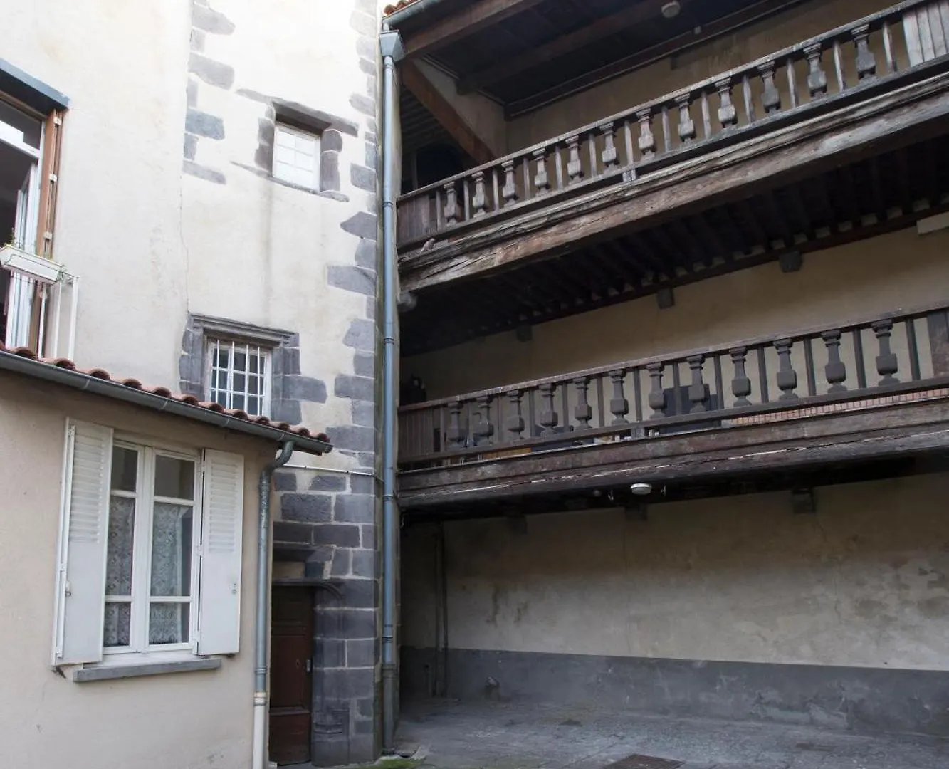 Le Medieval Apartment Clermont-Ferrand